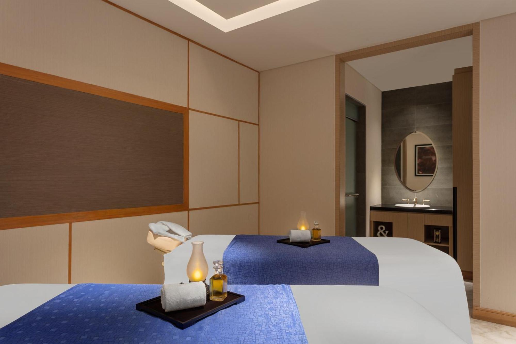 Hotel Four Points By Sheraton Infopark 5*